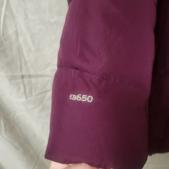 Eddie Bauer down long coat purple hooded - Picture 4 of 8